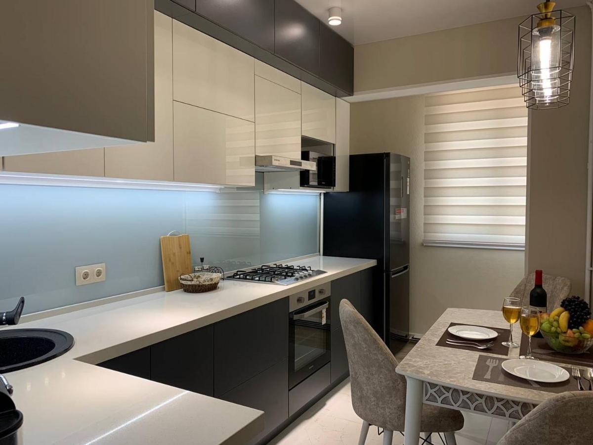 Charming And Modern Apartment At Heart Of Tashkent Exterior photo